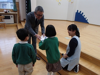 あおもり海山幼稚園年賀状